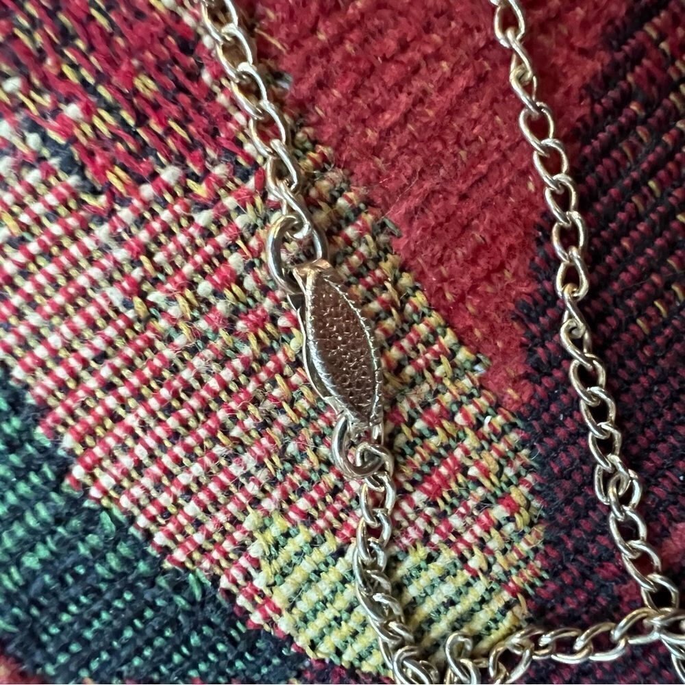 Vintage Jeweled Avon Solid Perfume Locket Necklace *Still Has Perfume!!! - Picture 7 of 10